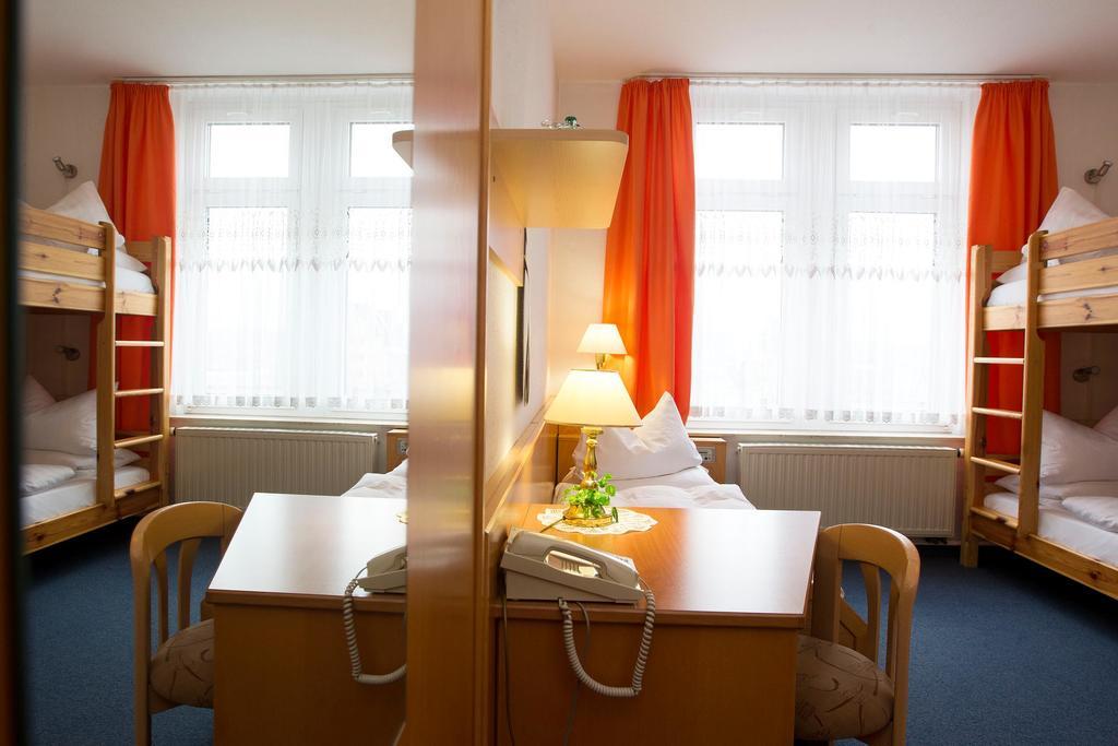 Hotel Heinz Plauen Room photo