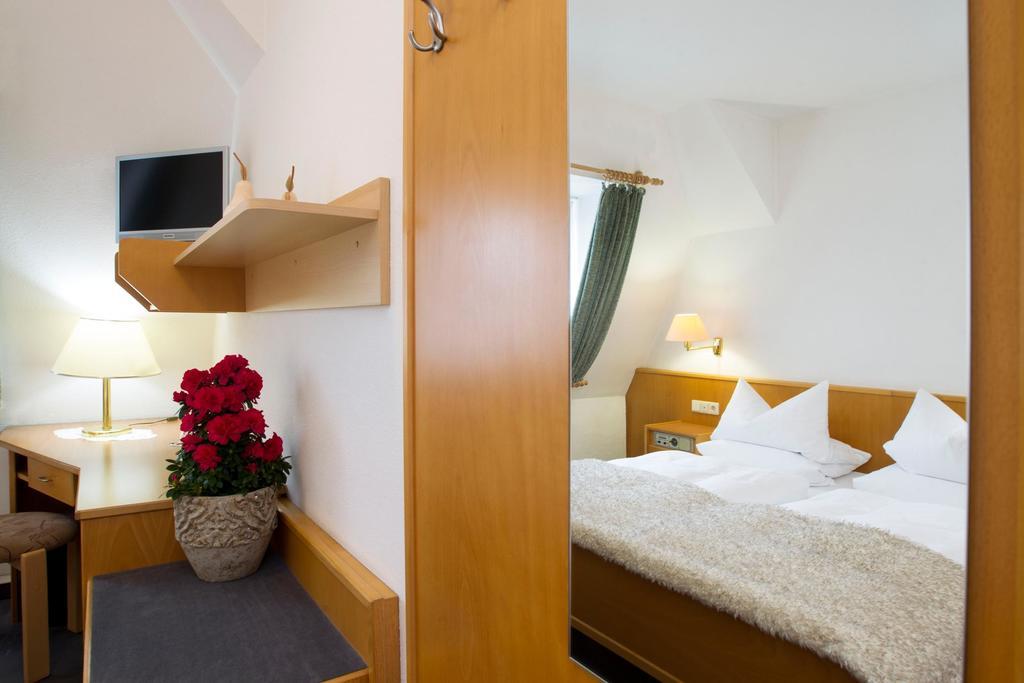 Hotel Heinz Plauen Room photo